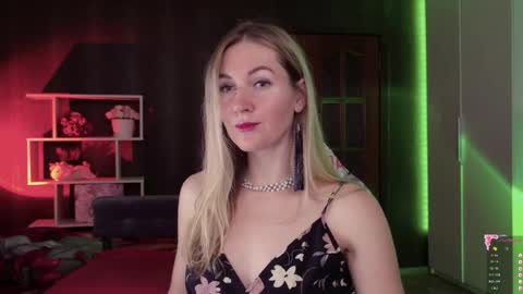 Alisia  Monday to Friday from 10 am to 4 pm GMT 2 online show from 10-13-25, 08:36