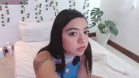 hellokitty_valery1 online show from 03-12-26, 09:21