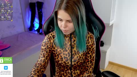 Snapshot of hellokittyalice chatting on 02-05-25, 05:20 Alice online show from 02-05-25, 05:20