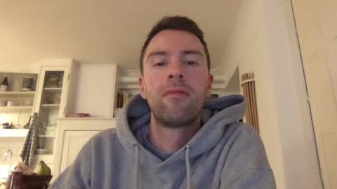 Snapshot of hellolucas69 chatting on 02-08-25, 07:16 Lucas online show from 02-08-25, 07:16