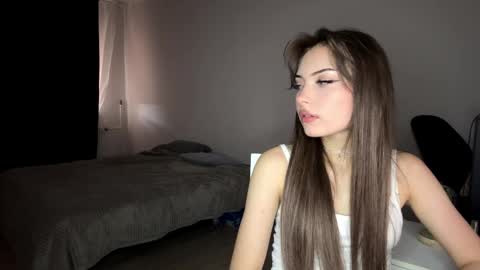 Snapshot of hellyluxury chatting on 05-30-26, 03:31 hellyluxury online show from 05-30-26, 03:31