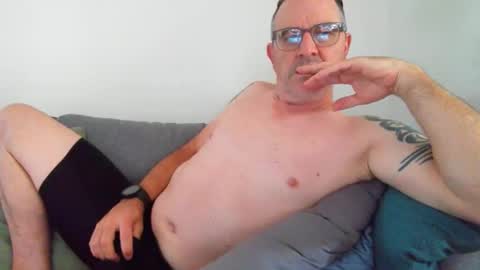 hempie1973 online show from 01-08-26, 10:56