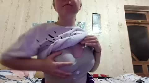 Leila online show from 07-17-26, 09:19