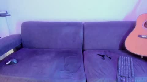 Snapshot of henrik_senn chatting on 11-23-25, 01:05 henrik_senn online show from 11-23-25, 01:05