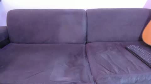 henrik_senn online show from 07-11-26, 05:48