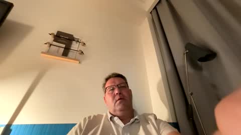 henrikrp1971 online show from 04-02-26, 11:02