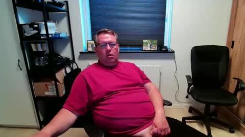 henrikrp1971 online show from 05-01-26, 06:23