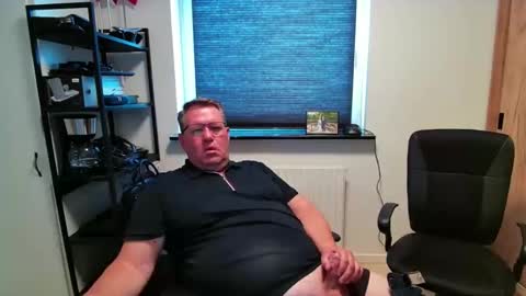 henrikrp1971 online show from 06-01-26, 02:19