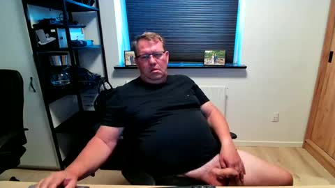 henrikrp1971 online show from 06-20-26, 07:27