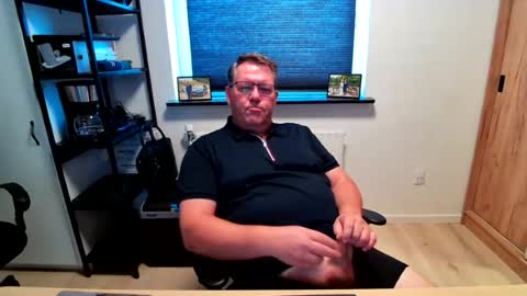 henrikrp1971 online show from 07-22-26, 09:23