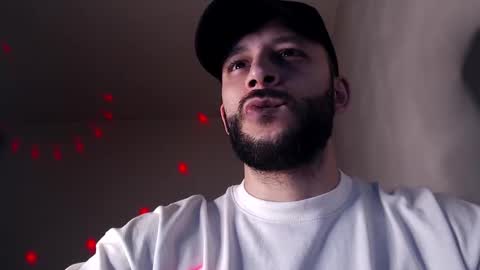 HenryAxe online show from 11-26-25, 11:50