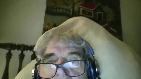 henrybond1979 online show from 05-12-26, 06:54