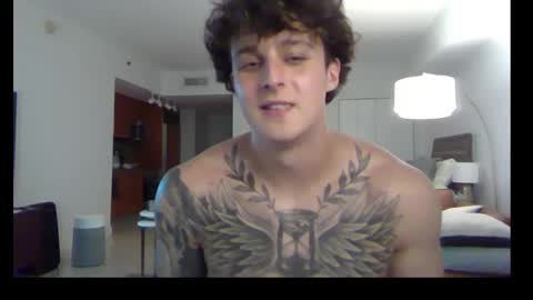 Snapshot of henrydesanti chatting on 09-09-25, 07:46 henrydesanti online show from 09-09-25, 07:46