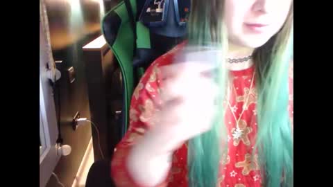 Snapshot of hentaishiing chatting on 01-08-26, 02:41 Hentaishiing online show from 01-08-26, 02:41