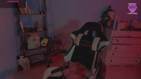 Snapshot of hera_069 chatting on 03-31-26, 02:28 Hello I am Valentina independent Colombian model I love sensuality and pleasure welcome online show from 03-31-26, 02:28