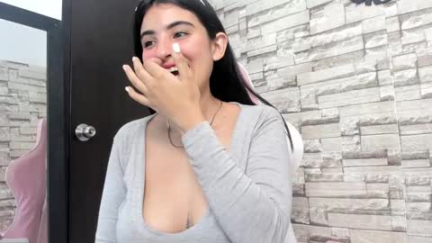 hera_elis online show from 12-31-24, 01:47