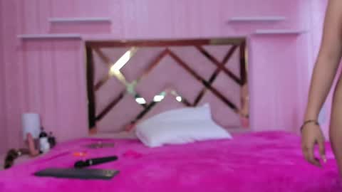 hera_elis online show from 02-28-25, 07:35