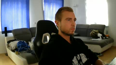 John Pearl online show from 10-16-25, 11:44