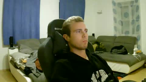 John Pearl online show from 04-14-26, 08:15