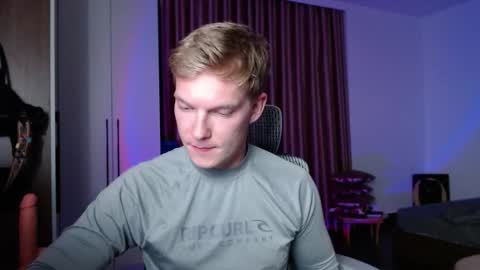 Gregblonde  Alextattoo online show from 11-18-25, 01:37