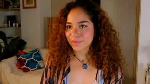 Snapshot of hercyqueen chatting on 06-22-26, 01:07 hercyqueen online show from 06-22-26, 01:07