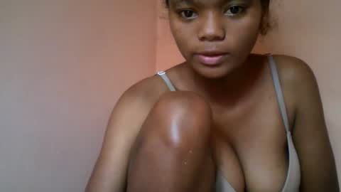 herisse01 online show from 05-14-26, 08:43