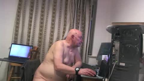 Snapshot of hermeneutika chatting on 01-16-26, 09:52 mature online show from 01-16-26, 09:52