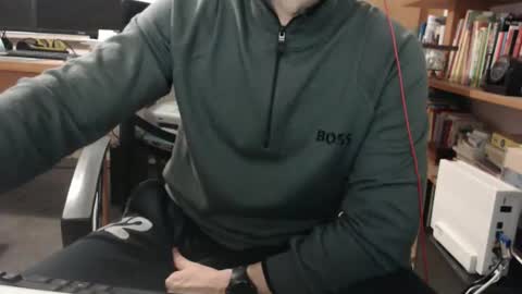 Snapshot of hero0111 chatting on 12-28-24, 02:42 hero0111 online show from 12-28-24, 02:42