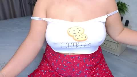 Maryana online show from 10-17-25, 05:43