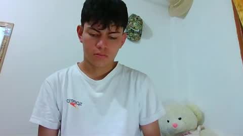 Snapshot of herrerabuitragroedwin chatting on 05-27-26, 10:34 valentin 123 online show from 05-27-26, 10:34