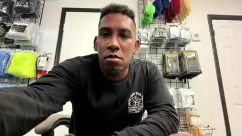 Snapshot of herrokirkland chatting on 07-17-26, 04:01 herrokirkland online show from 07-17-26, 04:01