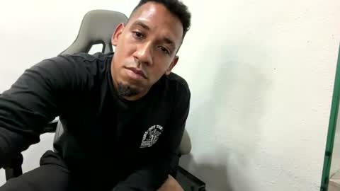 Snapshot of herrokirkland chatting on 07-28-26, 03:21 herrokirkland online show from 07-28-26, 03:21