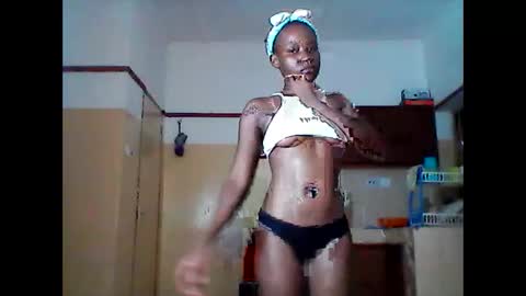 Snapshot of herslatt chatting on 05-16-26, 02:19 herslatt online show from 05-16-26, 02:19