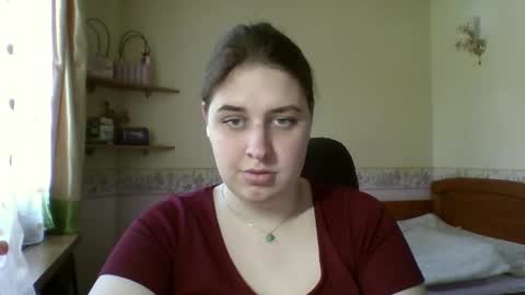 hess_luna_ online show from 04-28-26, 09:03