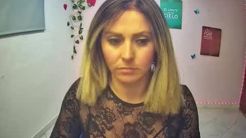 Snapshot of hestesiaxx chatting on 02-03-26, 02:53 Hestesiaxx online show from 02-03-26, 02:53