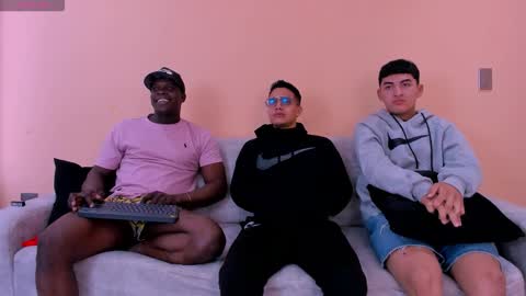 heteros men online show from 11-29-25, 01:47