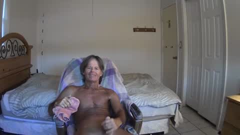 hewes1 online show from 07-27-26, 11:06