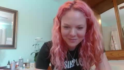 hexbunnie online show from 02-23-26, 07:00