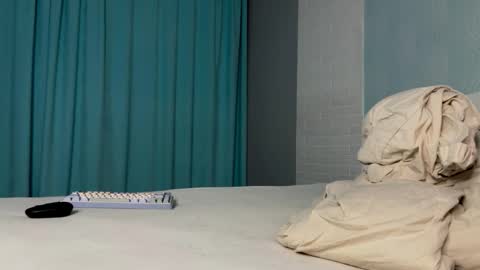 Snapshot of hey_arnold chatting on 11-23-25, 05:24 Arnold online show from 11-23-25, 05:24