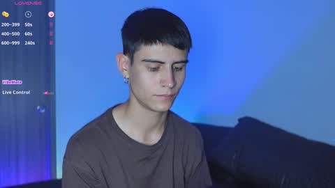 Snapshot of hey_cesard chatting on 02-04-25, 12:19 hey_cesard online show from 02-04-25, 12:19