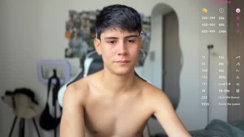 Snapshot of hey_cesard chatting on 10-01-25, 02:56 hey_cesard online show from 10-01-25, 02:56