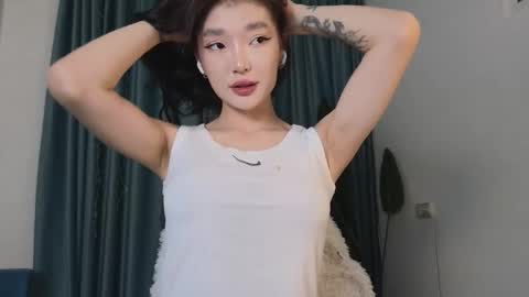 Audrey online show from 03-05-25, 02:56