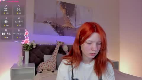 Snapshot of hey_lexy chatting on 06-27-26, 10:20 Lexy GMT1 0200 am-0900am Mon Tue online show from 06-27-26, 10:20
