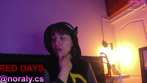 Noraly  online show from 11-03-25, 04:03