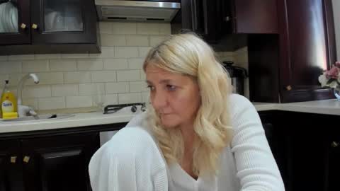 Heyheygrey online show from 09-09-25, 01:43