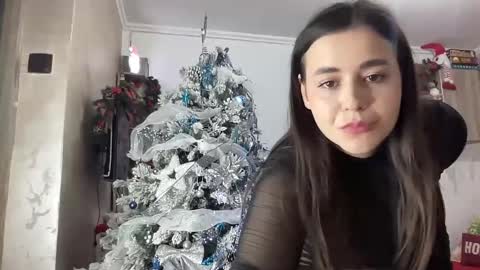 mia online show from 12-17-25, 02:06