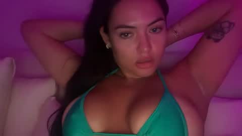 Snapshot of heysofiacollins chatting on 07-21-26, 12:35 heysofiacollins online show from 07-21-26, 12:35