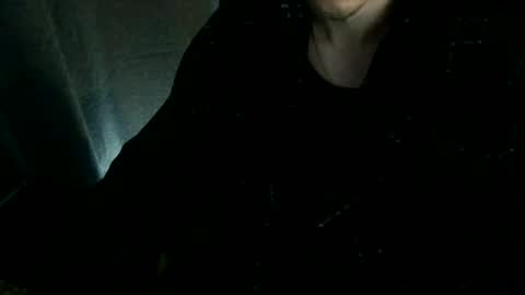 Snapshot of hghdea chatting on 05-27-26, 12:02 Highdea online show from 05-27-26, 12:02