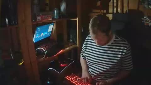 H Dawg online show from 02-24-26, 12:30