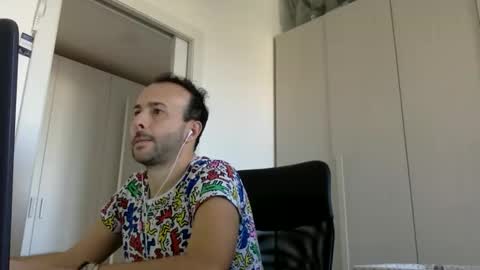 Snapshot of hhombre chatting on 11-03-25, 01:56 hhombre online show from 11-03-25, 01:56